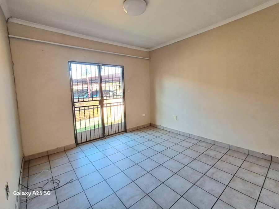 2 Bedroom Property for Sale in Vaalpark Free State